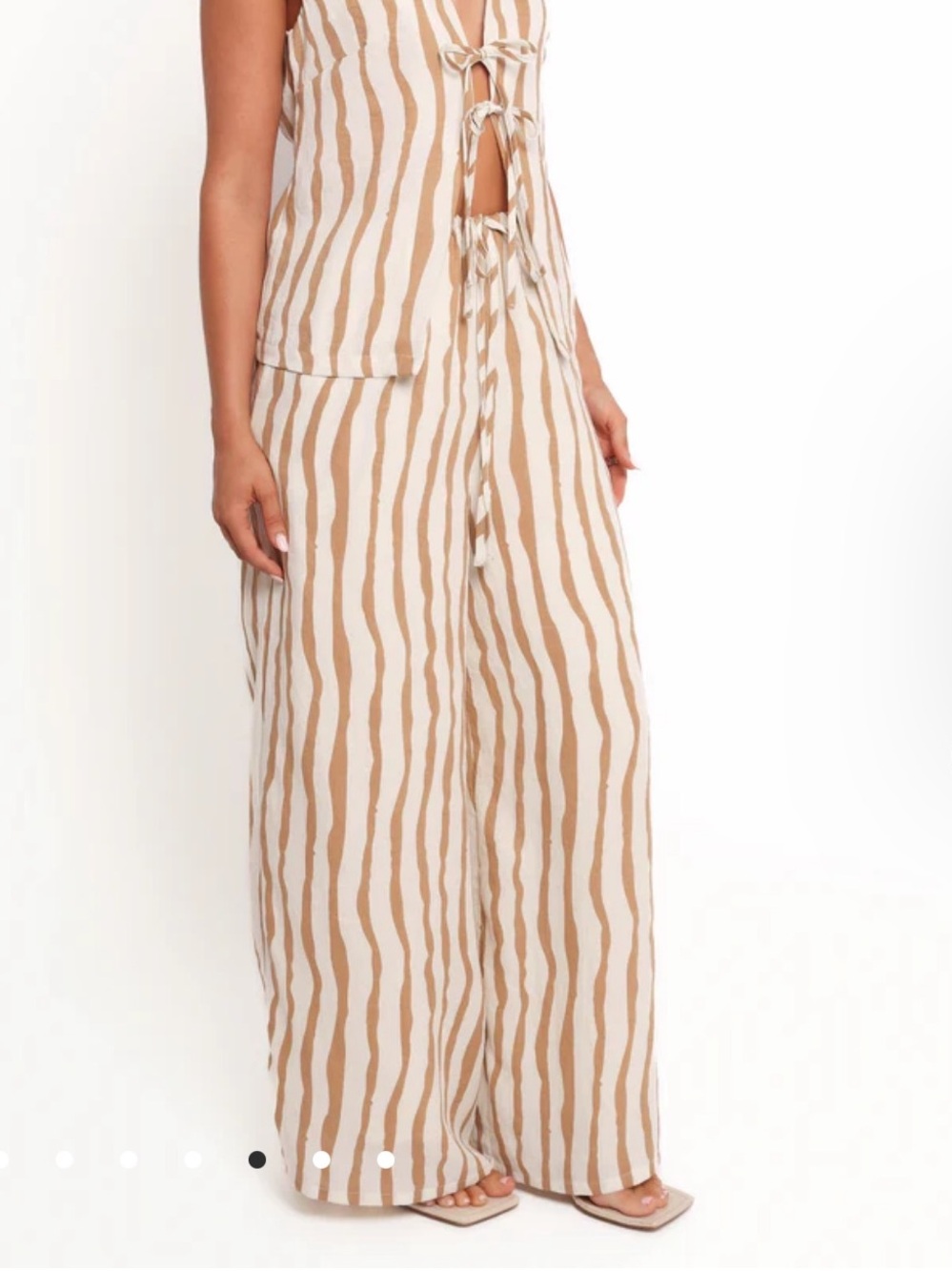 Petal & Pup Wide Leg Pant - Picture 3 of 4